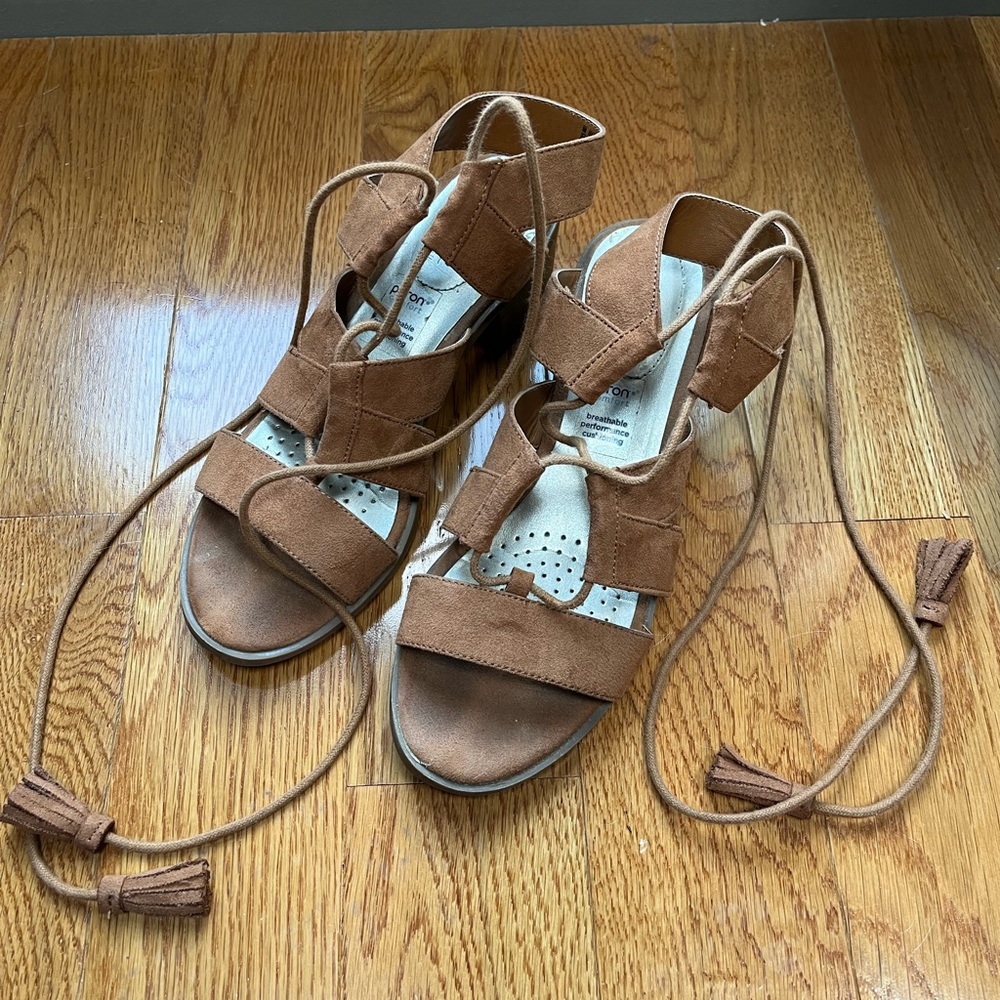 Sandals with performance cushioning!